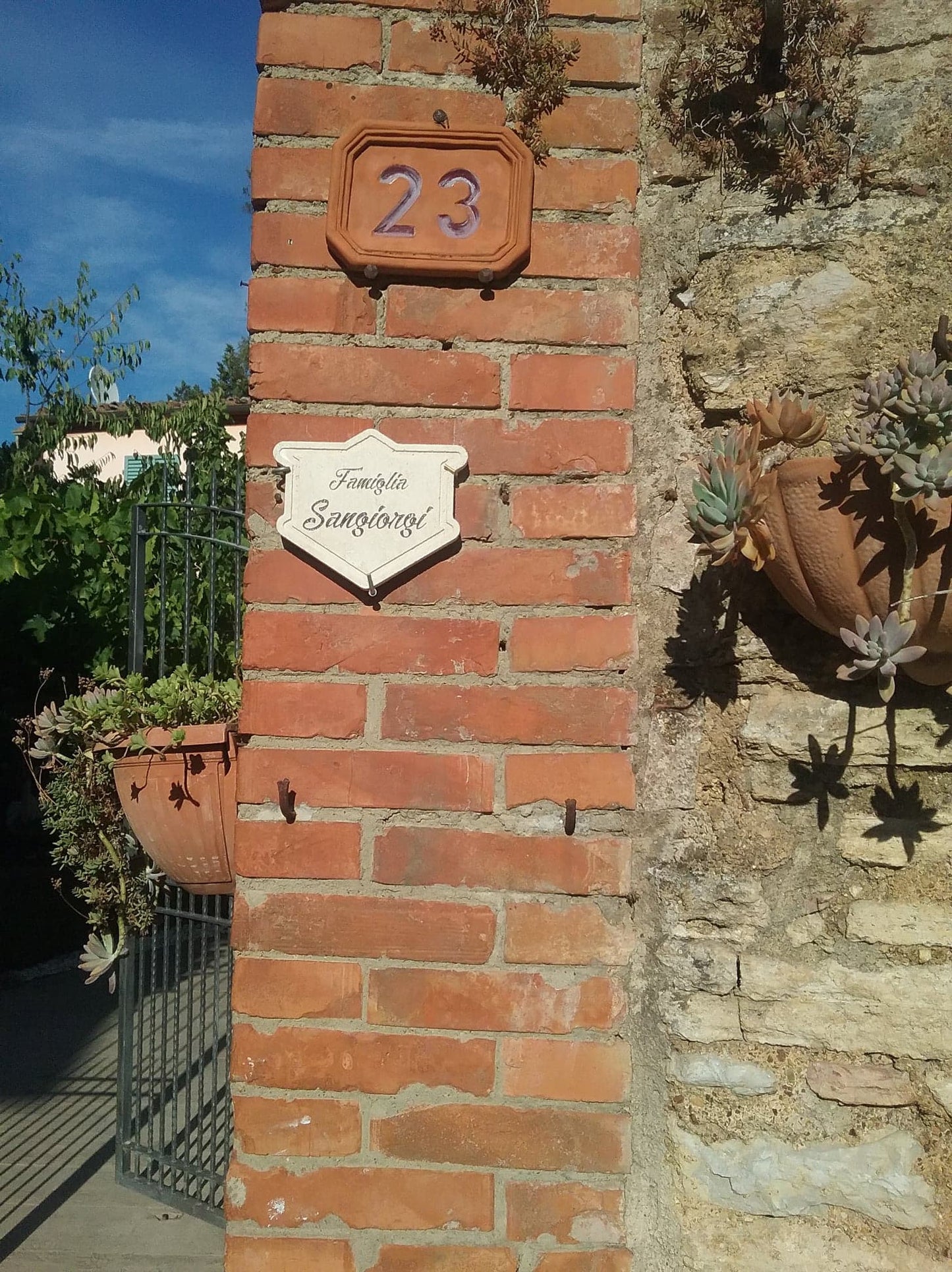 Numero civico FAMILYSTONE